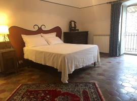 Angeli in Terrazza, bed & breakfast i Calascio