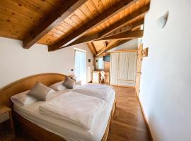 Hotel Canterbury，卡斯泰洛泰西諾的飯店