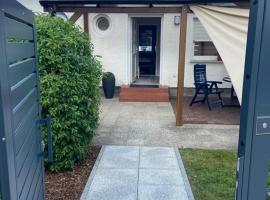 Ferienhaus Rohde - Dargun am Waldeck, hotel v destinaci Dargun