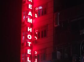 Dream Hotel, hotel v destinaci Al Ḩamīdāt