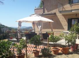 Appartamento mediano in villetta 3 livelli - Perugia, Olmo Costa d'Argento, holiday rental in Perugia
