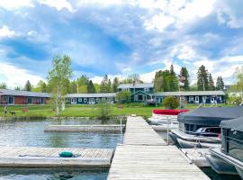 Rangeley Town & Lake: Rangeley, Saddleback Mountain yakınında bir otel