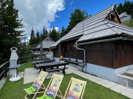 Velika planina Chalet SLOVENKA, hotel a Stahovica