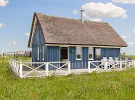 4 person holiday home in Harbo re, hotel in Harboør