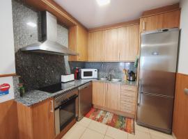 Agora Apartments, hotel near Workers' Commissions, Lleida