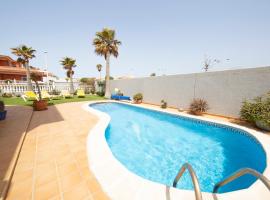 MEDANO4YOU Casa Girasol, hotel with jacuzzis in El Médano