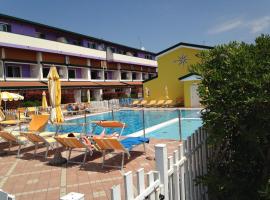 Villaggio Margherita, ξενοδοχείο διαμερισμάτων σε Καόρλε