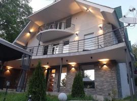 Green Villa Tsaghveri, hotell sihtkohas Tsaghveri