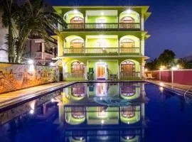 Larios Beach Holidays