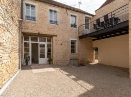 Le Gîte de Mélie, hotel with parking in Pommard