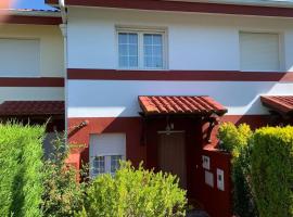 Chalet en el Alto de La Hayuela-Udías, hotell sihtkohas Ayuela