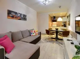 Eleganckie i Stylowe Apartamenty Sun Seasons 24 w Karpaczu z Parkingiem by Noclegi Renters