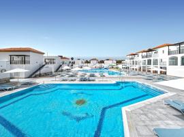 Broncemar Beach Suites, hotel Caleta De Fustéban