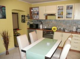 Holiday Home Krasica, alquiler vacacional en Bakar