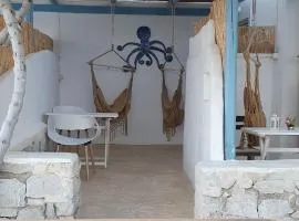 Little Troll House 2, Golden Beach,