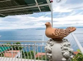 Apartment with sea view II