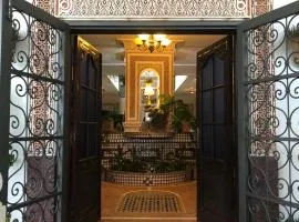 Riad Salt River
