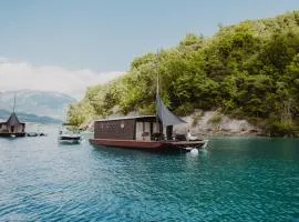 Les Toues Cabanées du lac