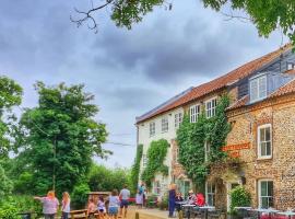 Sculthorpe Mill, hotel with parking in Fakenham