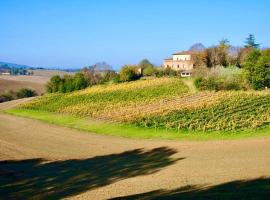 Agriturismo Poggiarellino - Montalcino، فندق رخيص في مونتالشينو