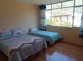 Casa Hospedaje El Panorámico, hotel v destinaci La Merced