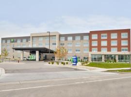 Holiday Inn Express & Suites Madison, an IHG Hotel, hôtel à Madison près de : Aéroport régional de Dane County - MSN