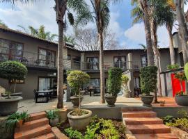 Waterhouse Guest Lodge - Indus Street، فندق في بريتوريا