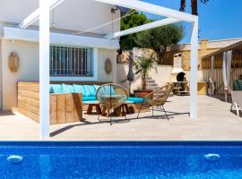 Casa Verde 10p. Villa and Guesthouse with private pool, alojamiento con cocina en Muchamiel