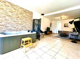 ART SPA DES CEVENNES “ JACUZZI ”, holiday rental in Branoux-les-Taillades