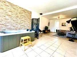 ART SPA DES CEVENNES “ JACUZZI ”