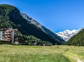 Bellevue Hotel & SPA, hotell i Cogne