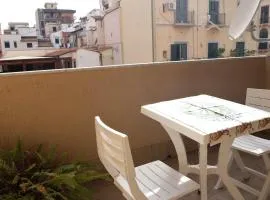 Palermo old style - Boutique apartment with terrace in center city