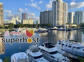 Yacht Club at aventura Amazing Marina view parking included, hotel with parking in Miami