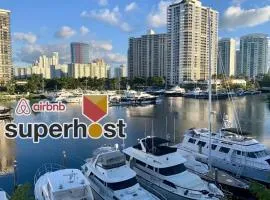 Yacht Club at aventura Amazing Marina view parking included