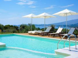 Videre Luxury Suites, hotel in Potos