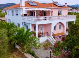 Aegean Villas: Potos'ta bir otel