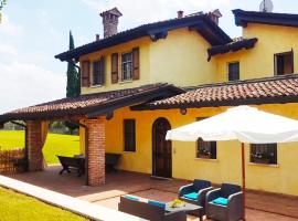 Casa Vacanze SoleLuna, cheap hotel in Montichiari