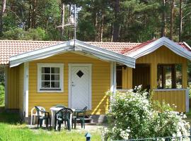5 person holiday home in MELLBYSTRAND, hotell i Mellbystrand