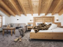 Kristallhütte, hotel v mestu Zellberg