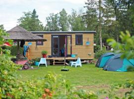 Camping Het Vossenhol, luxury tent in Ermelo