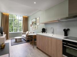 The Lincoln Suites, hotel malapit sa Conway Hall, London