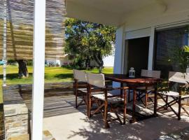 Pandora's House, Hotel in Gerakini