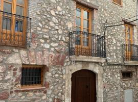 Casa Rural con encanto en el casco antiguo Tarragona, kúria Montroigban