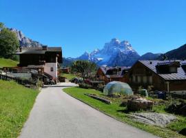 Cesa Fossal, hotel in Colle Santa Lucia