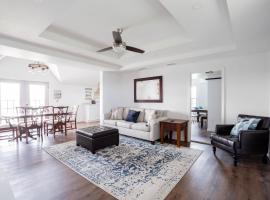 Cordova Retreat - 7 Minutes from the Ark!, holiday home in Williamstown