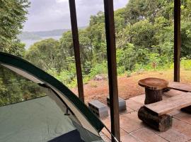 Jungle Eco Reserve，科隆省的度假住所