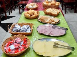 Hotel Joia Fina, hotel near Guaratingueta Airport - GUJ, Aparecida