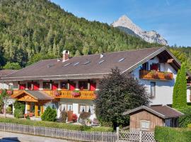 Hotel Franziska, hotel em Mittenwald