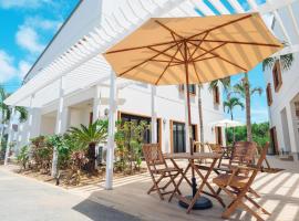 Hotel California Miyakojima Resort, hotel em Ilhas Miyako