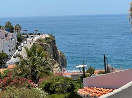 AD house on Carvoeiro, hotel em Carvoeiro